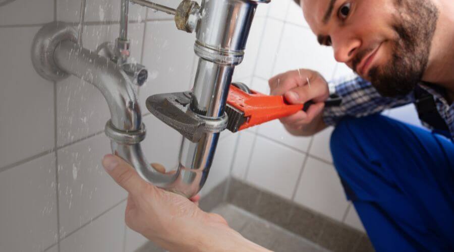 Expert burst pipe repair services in Chelsea, MI